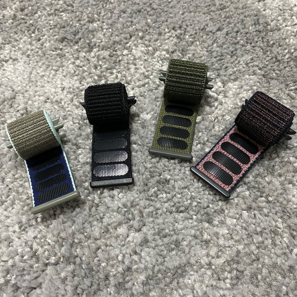 4c Apple Watch 6/se sport band 44mm - Picture 2 of 3